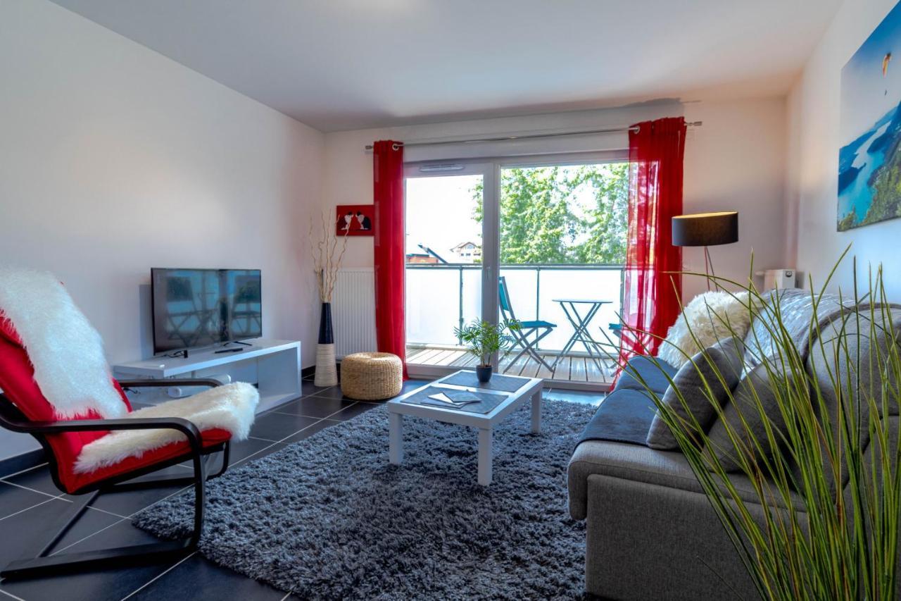 Le Coquelicot 3 Etoiles - Proche Vieille Ville, Calme & Confort Annecy Dış mekan fotoğraf