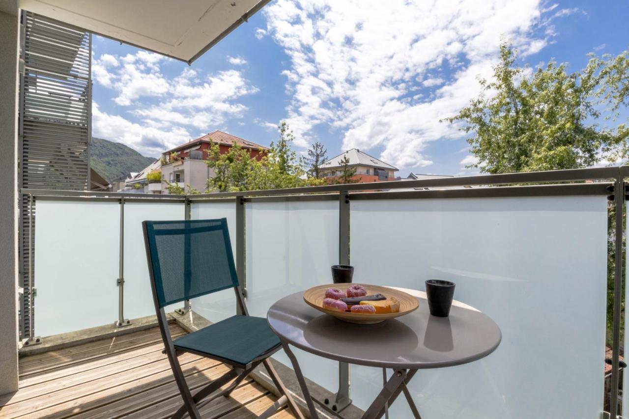 Le Coquelicot 3 Etoiles - Proche Vieille Ville, Calme & Confort Annecy Dış mekan fotoğraf